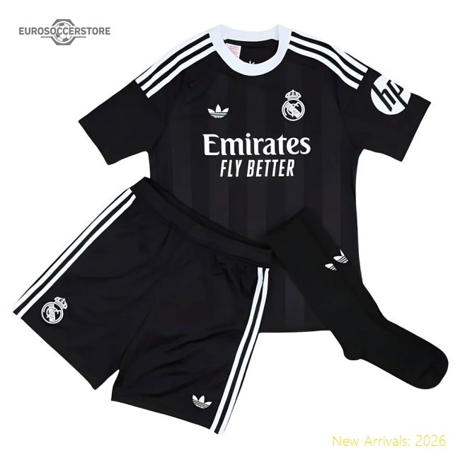 High-quality 2025-2026 Real Madrid Third Goalkeeper Youth Kit (black)
