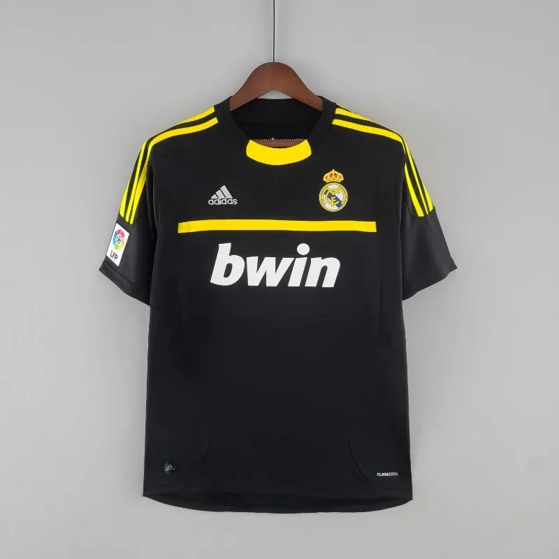 2011-2012 Real Madrid Goalkeeper Soccer retro kit