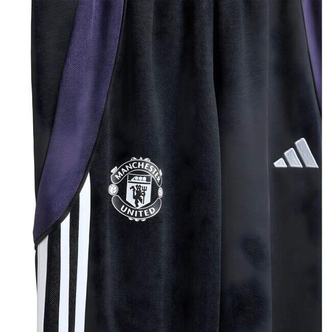 Advanced Man Utd Tracksuit 2025-2026