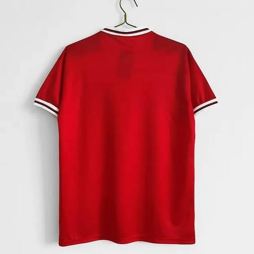 Enthusiastic Three Lions England #1982 Ultra Comfort Retro Classic ...