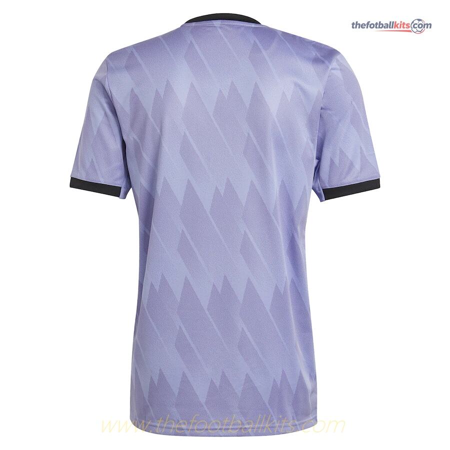 Replica Real Madrid Away Football Shirt 2022/23 Season