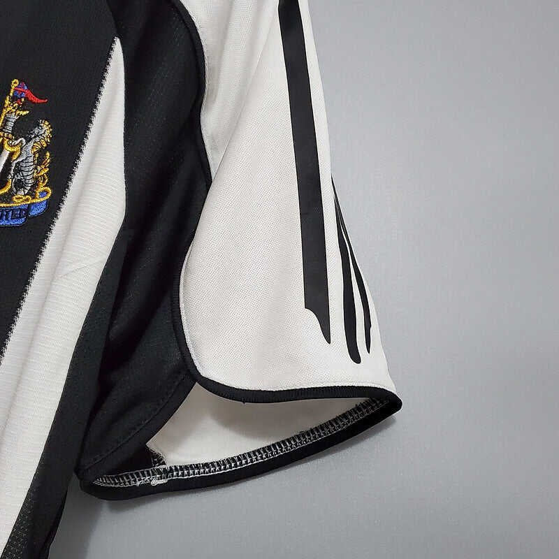 2005-2006 Newcastle  Home retro kit