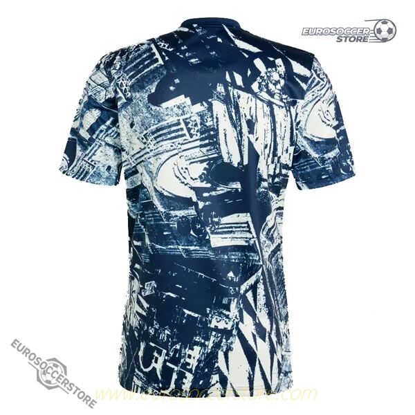 Bayern Munich's Distinctive Black Special-Edition Jersey for the 23-24 Season