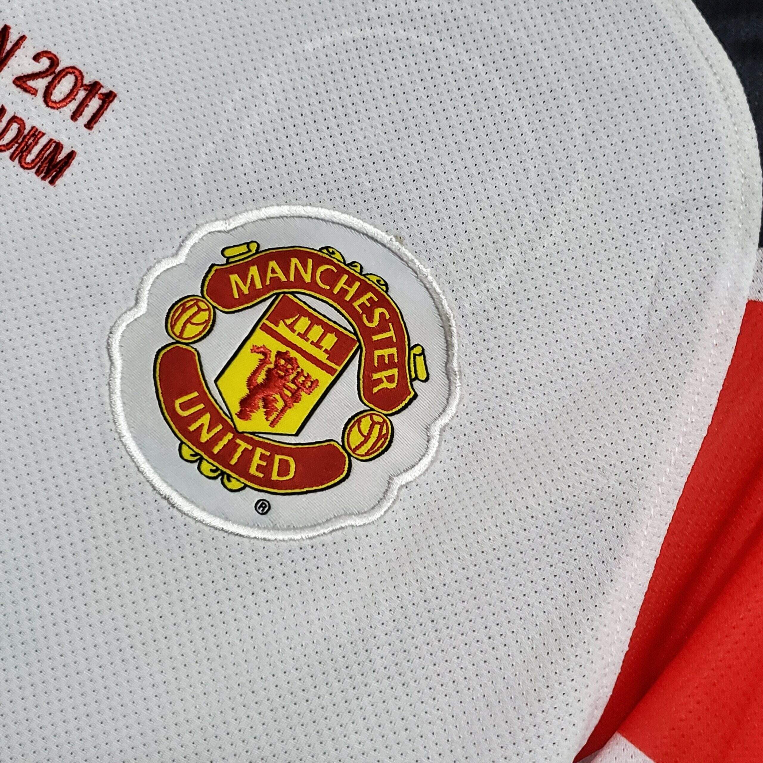 2010-2011 Man United Finals away kit