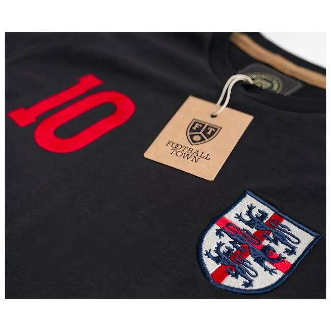 Authentic 2025-2026 England Home Uniform (4)