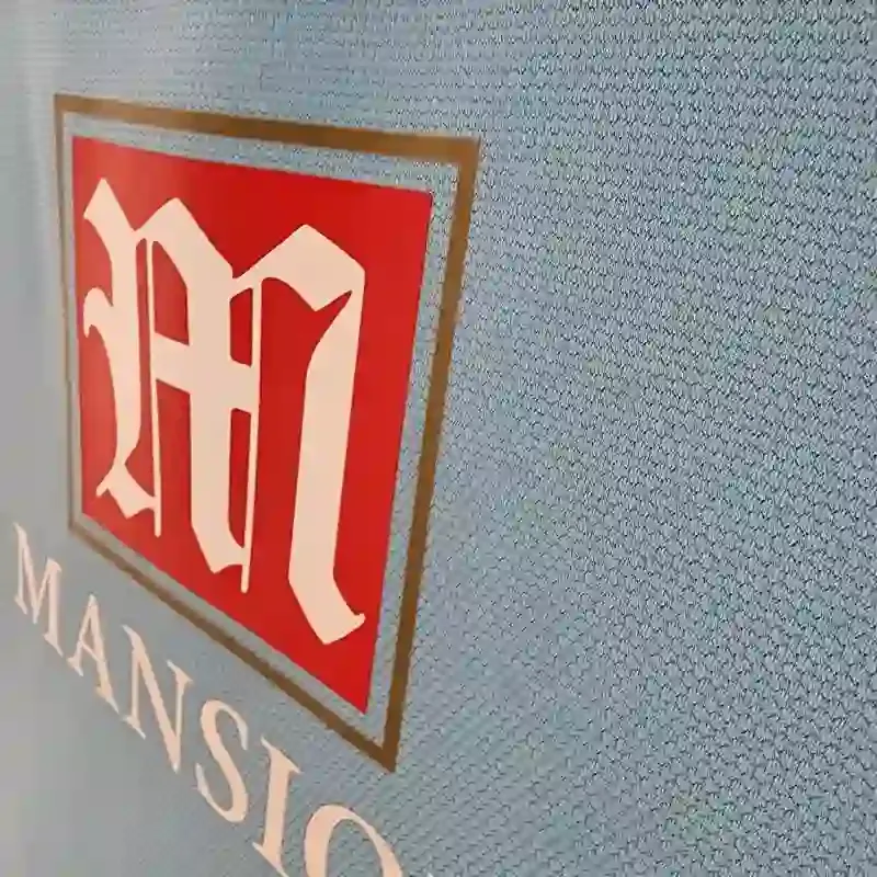 2006-2007 Tottenham Hotspur Jersey retro kit