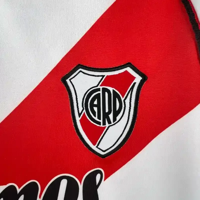 2000-2001 River Plate Jersey retro kit
