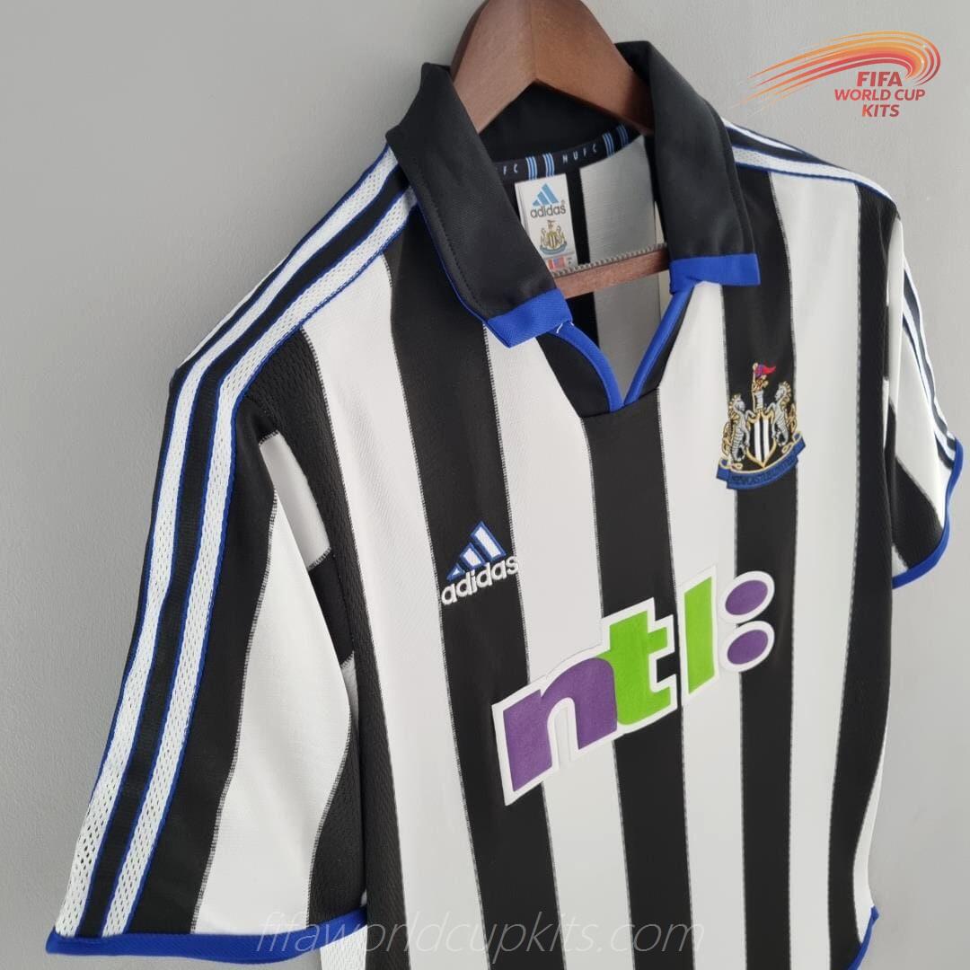 Newcastle 00-01 Home Football Kit