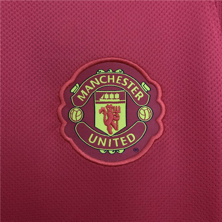 Manchester United 1011 Home Retro Football Shirt - Official Replica