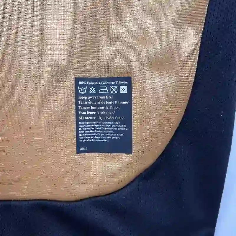 2001-2002 Manchester United Retro Kit – 100th Anniversary Edition (Reversible)