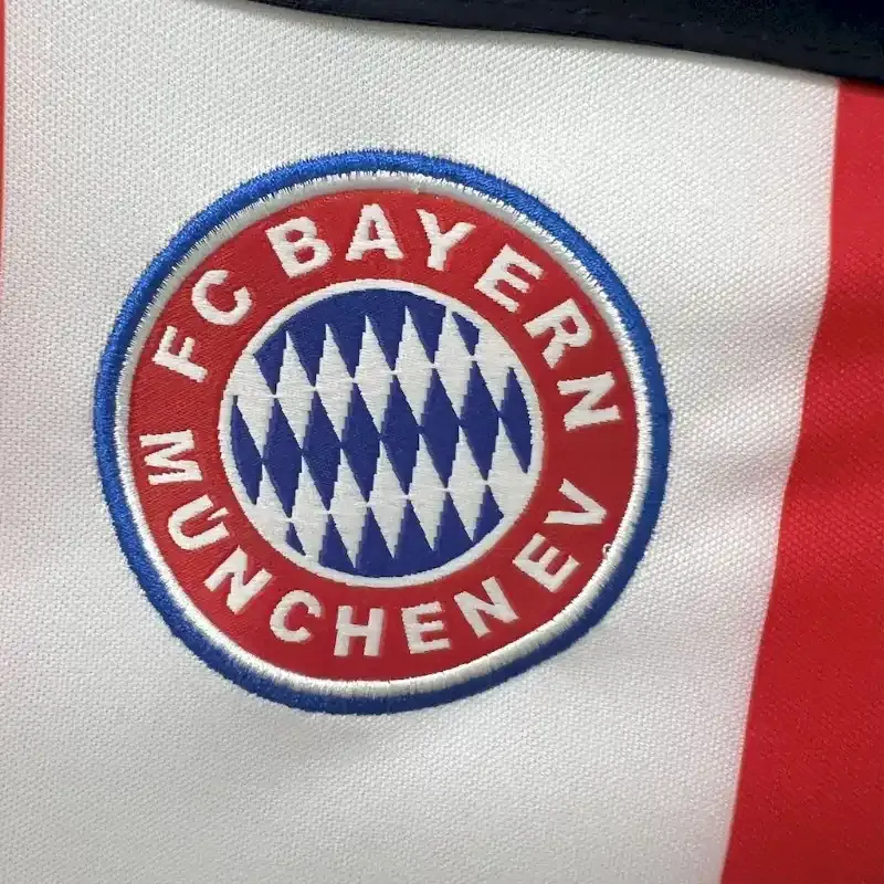 2000-2001 Bayern Munich Jersey retro kit