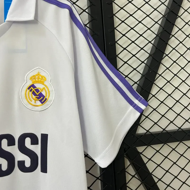 1984-1985 Real Madrid Jersey retro kit