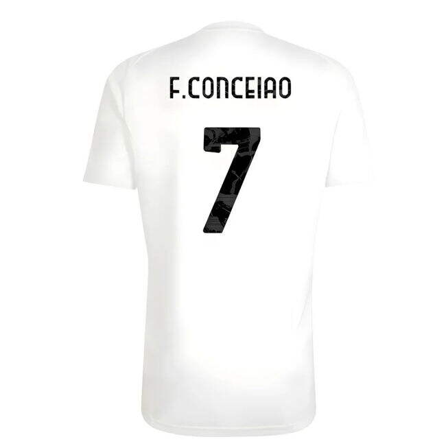 Game Replica Juventus Training Supporter Kit (Adults) (1)