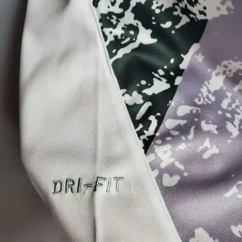 2007-2008 Celtic Away retro kit