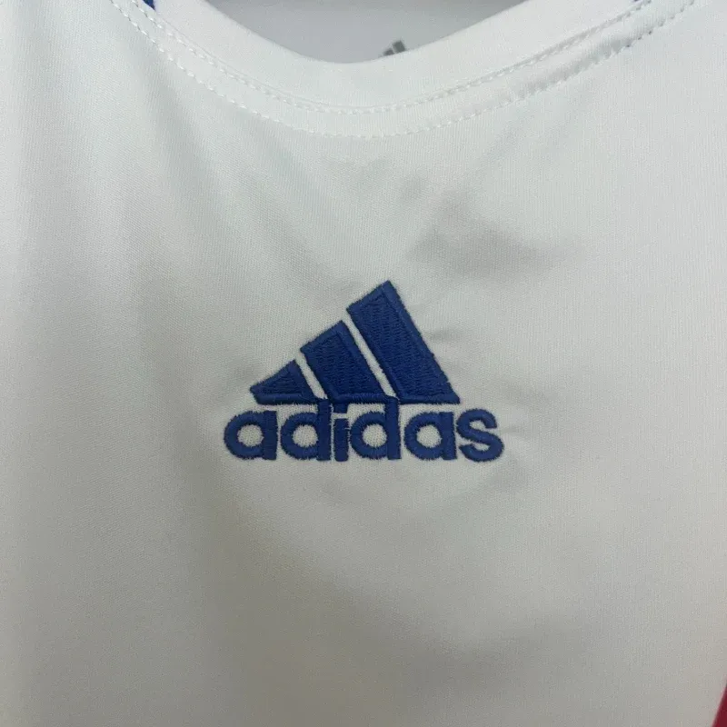 2010-2011 Lyon Jersey retro kit