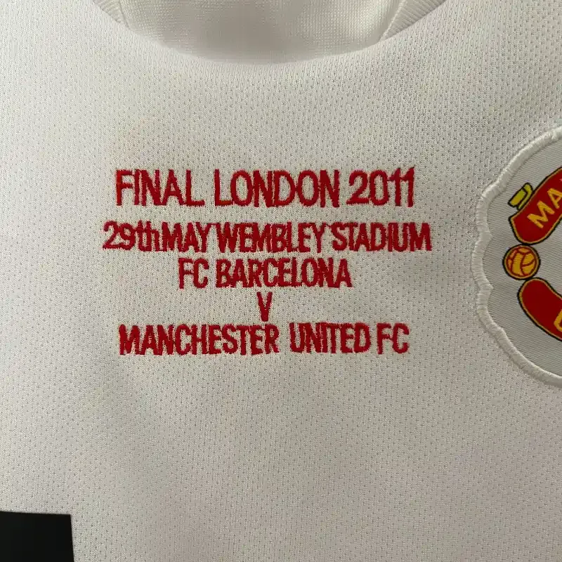 2010-2011 Kids Manchester United Jersey retro kit
