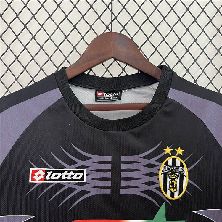 0102 Juventus Retro Goalkeeper Soccer Football Shirt - Official