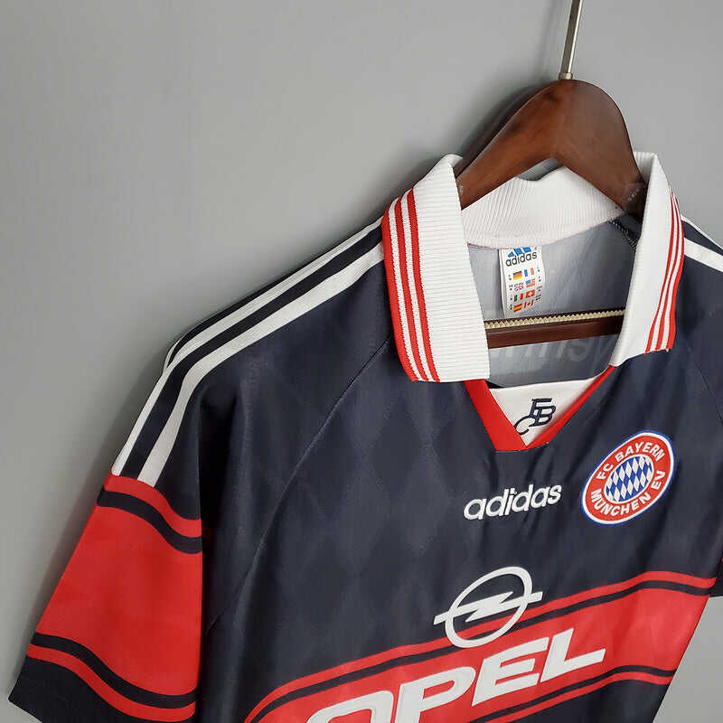 1997/99 Bayern Munich kit