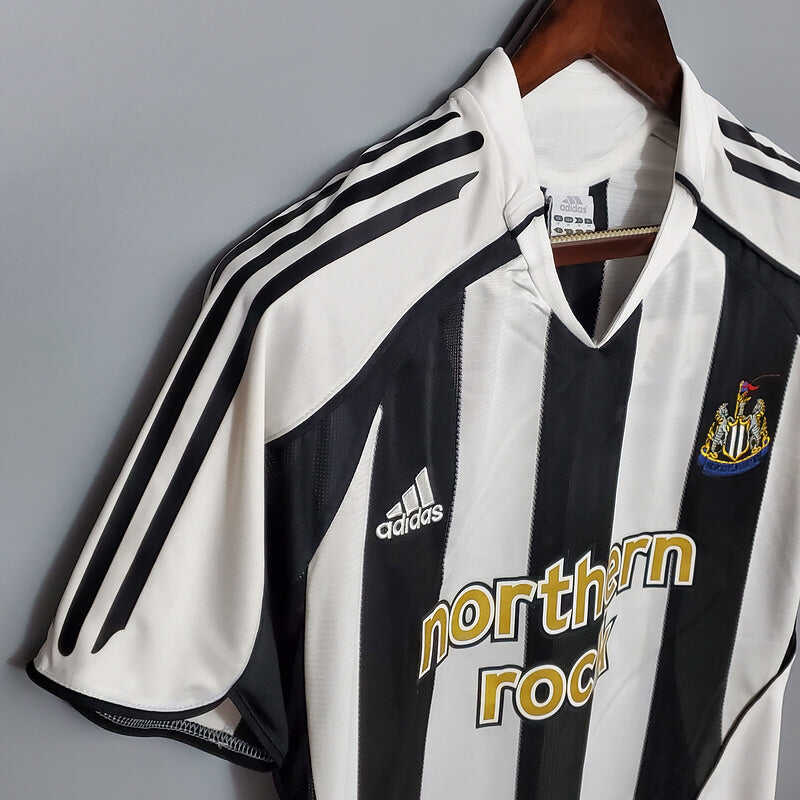2005-2006 Newcastle  Home retro kit