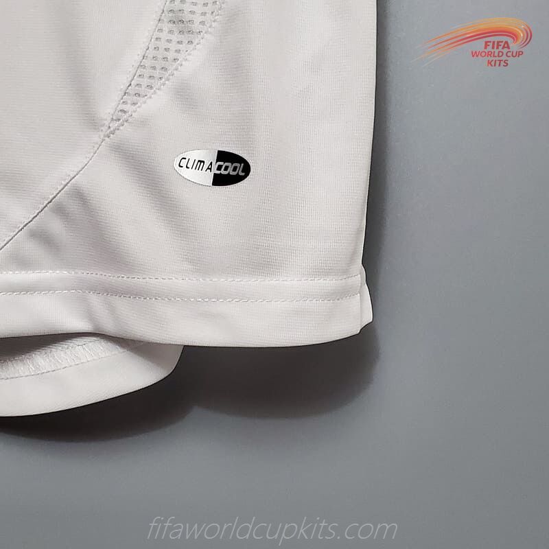 Liverpool 06-07 Away White Football Kit