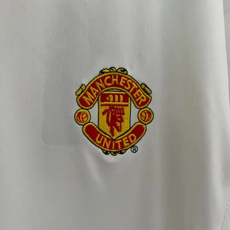 2002-2003 Manchester United Jersey retro kit