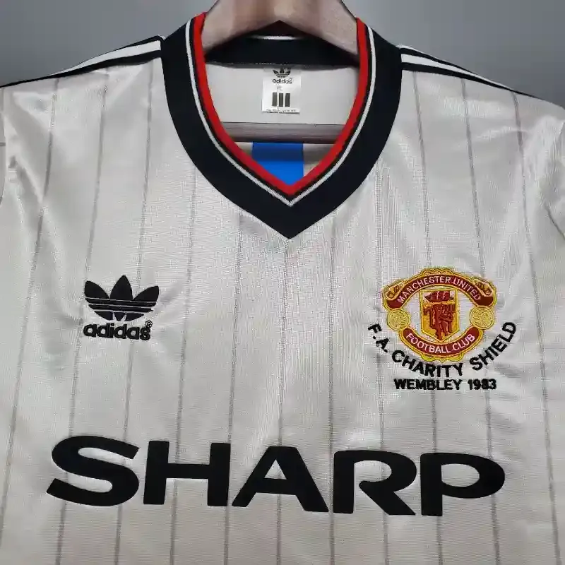 1983 Manchester United Jersey retro kit