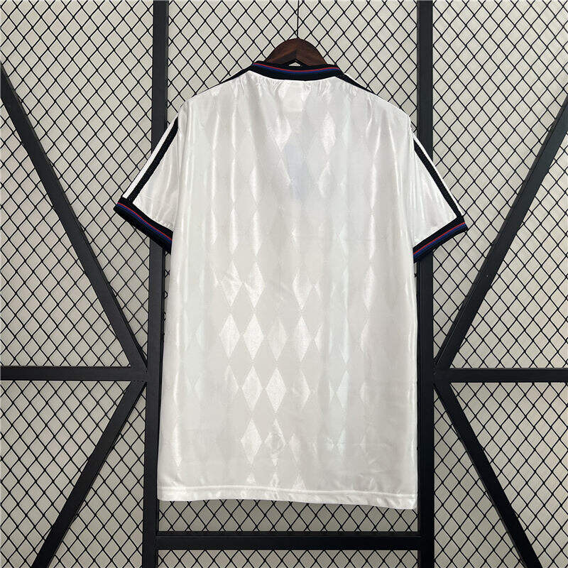 Bayern Munich 9698 Retro Home Shirt - Official Replica 12681