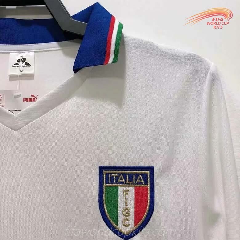 1982 vintage World Championship Italy Secondary Soccer Kit