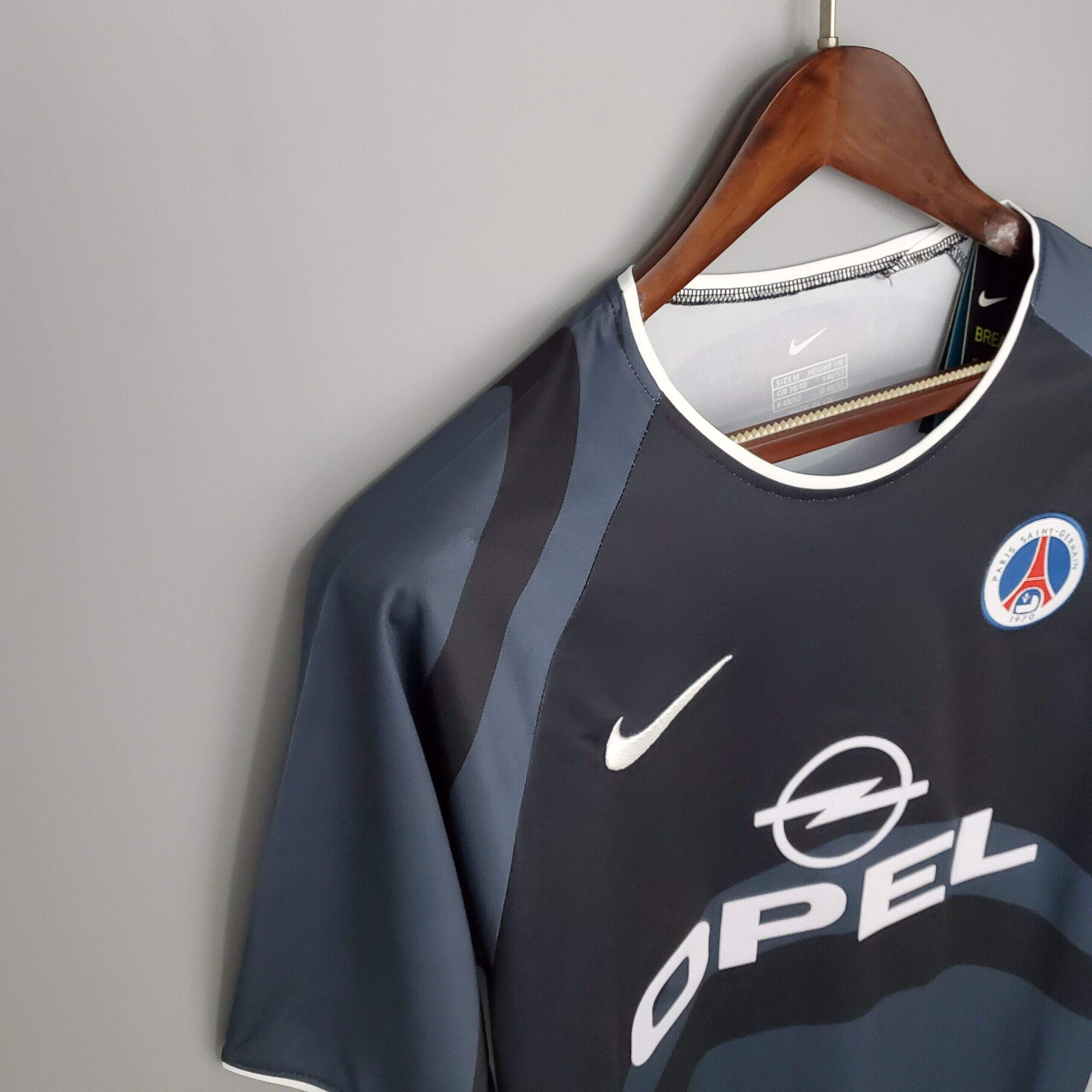 2001-2002 PSG Third kit