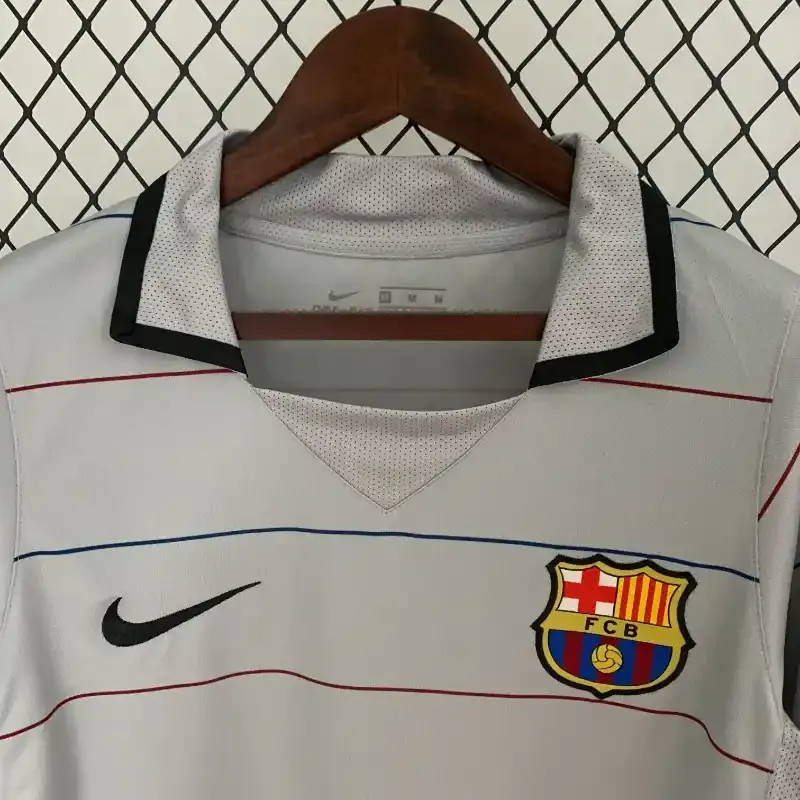 2003-2004 Barcelona Jersey retro kit