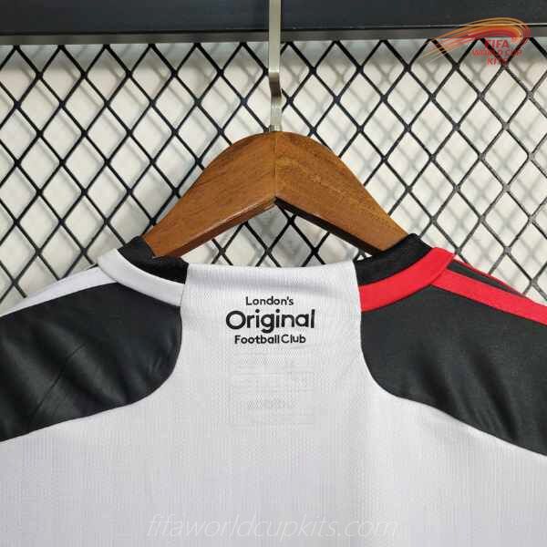 23-24 Fulham Home Football Shirt