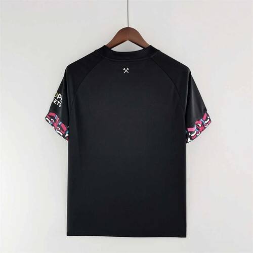 Visitante - Moisture Control - Breathable Design - Match Experience