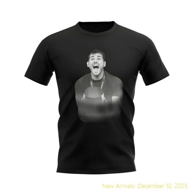 RM Iker Casillas Real Madrid Legend T-Official Shirt (Black)
