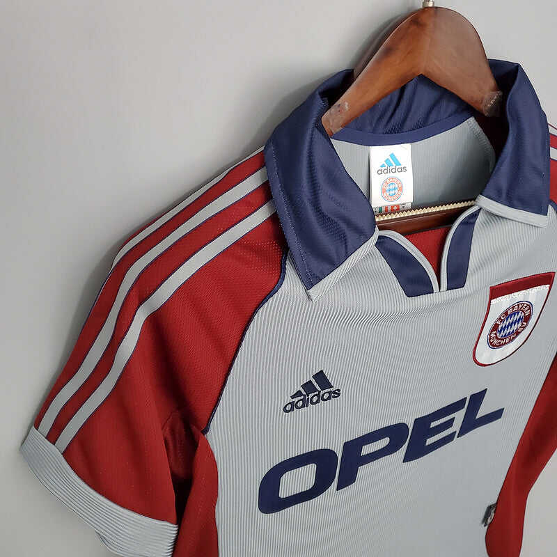 1998-1999 Bayern Munich Home kit
