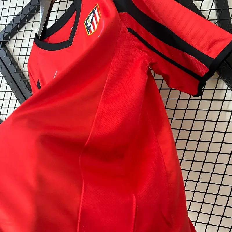 2001-2002 Atletico Madrid Jersey retro kit
