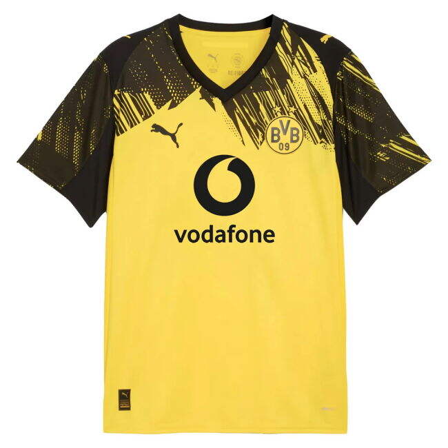 Top Grade 2025-2026 Borussia Dortmund Home With Retro Design - Golden