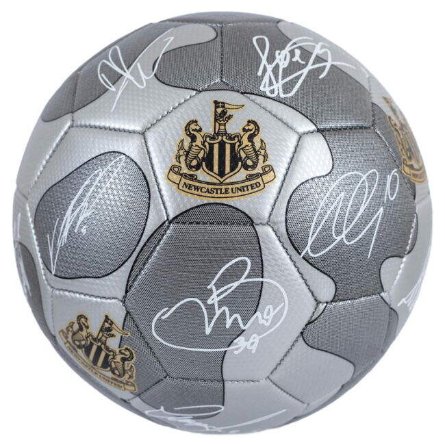Fashionable Newcastle Newcastle United FC Camo Sig Football for Gam...