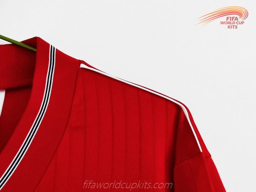 England season 84-87 Travel Soccer Kit