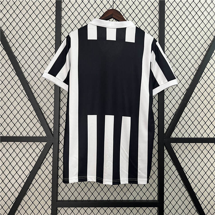 8485 Juventus Retro Home Soccer Football Shirt - Official Replica 8512