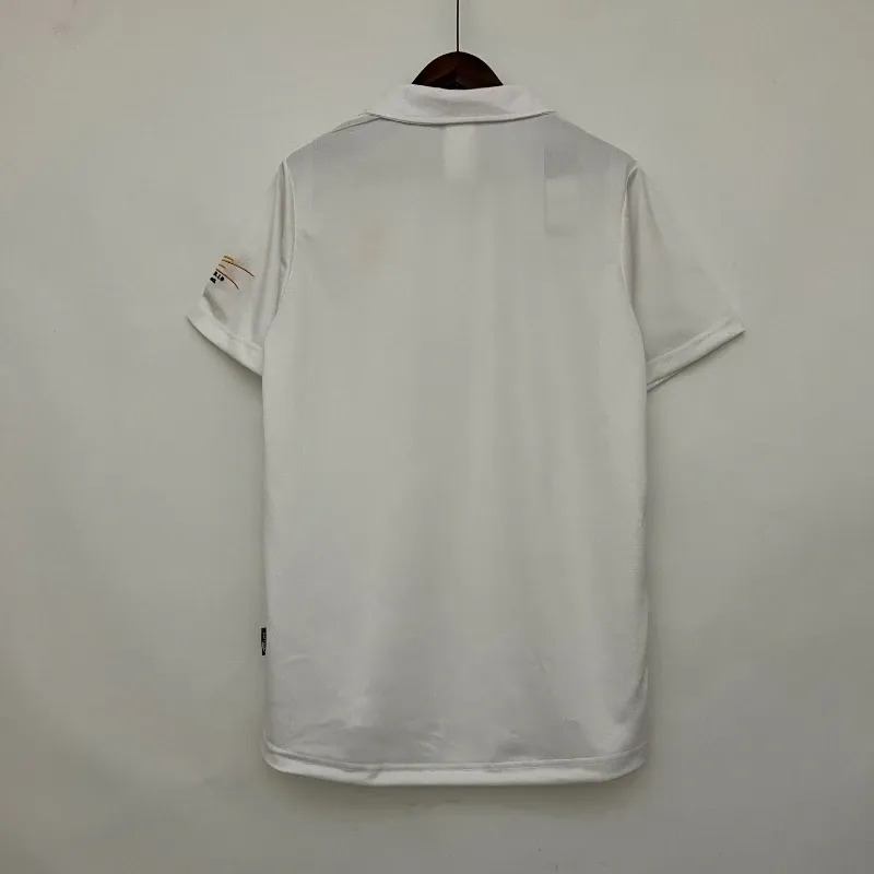 2002-2003 Real Madrid Jersey retro kit