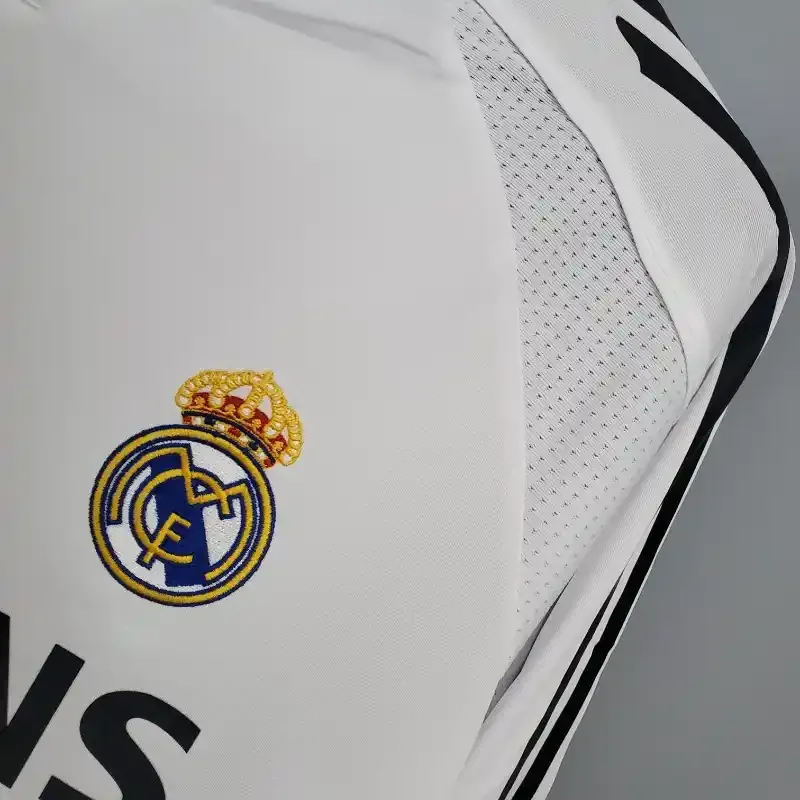 2005-2006 Long Sleeve Real Madrid Jersey retro kit
