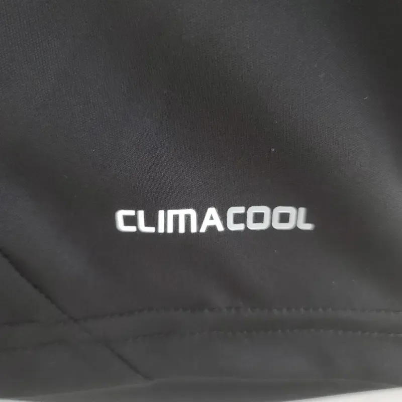 2011-2012 Real Madrid Goalkeeper Soccer retro kit