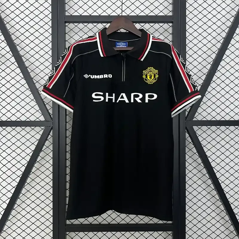 1998-1999 Manchester United Black Soccer retro kit