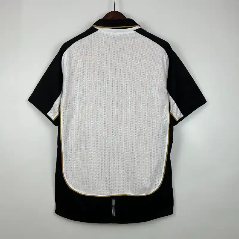 2001-2002 Manchester United Retro Kit – 100th Anniversary Edition (Reversible)