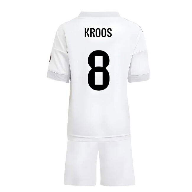 Kroos 8 Real Madrid First Team Fan Jersey - Adults Version (1)
