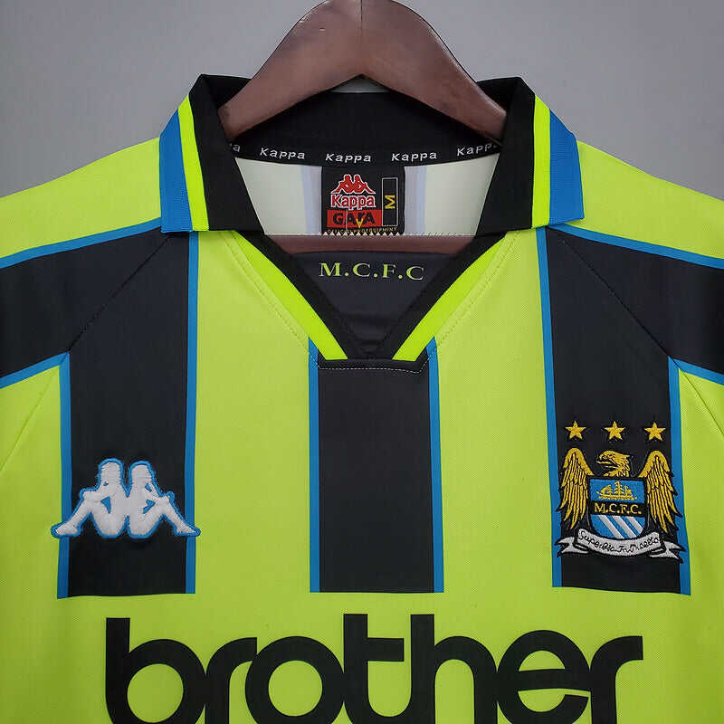 1998/99 Manchester City green