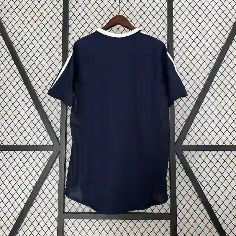 2004-2005 Real Madrid Jersey retro kit