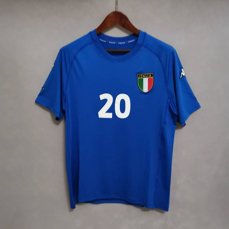 Italy 1996 Home Retro Shirt 20 TOTTI - Official Replica 16964