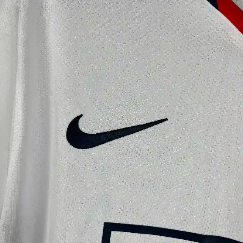 2007-2008 Long Sleeve Manchester United White Soccer retro kit