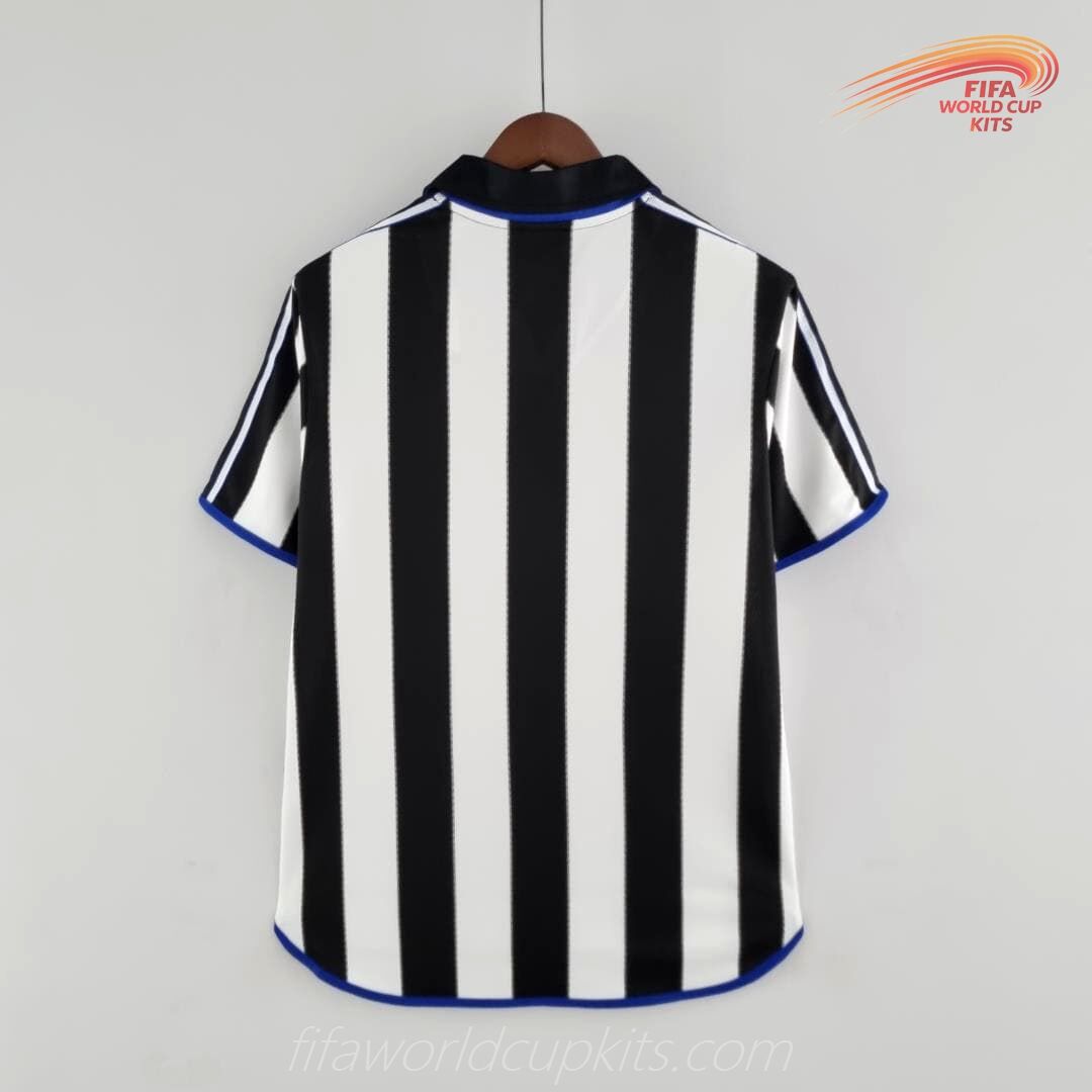 Home Game Football Jersey of Newcastle 00 to 01